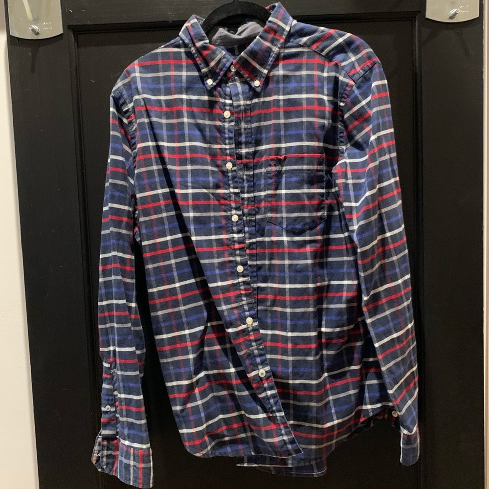 American eagle button up